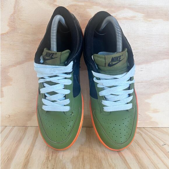 Nike - Dunk Low - Sneakers - Green/Black - Women's - 8 - 317813-301 - Picture 7 of 9